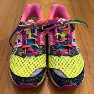 ASICS Gel-Noosa Tri-8 Athletic Shoes